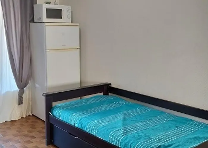 Avec Loggia Et Jardin, Piscine Et Tennis, 500m De La - - Fr-1-776-60 Apartmán *